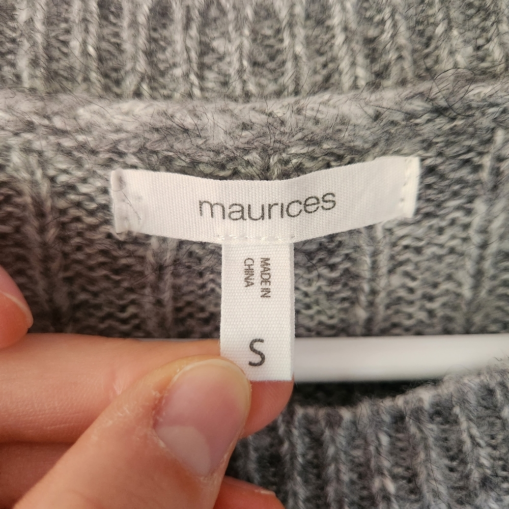 Maurices Sweater - Picture 3 of 8